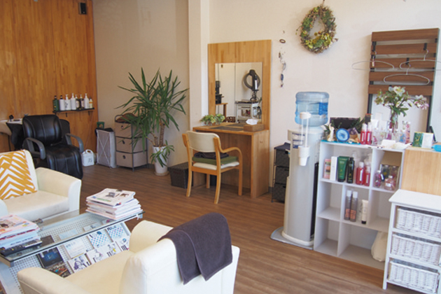 『花花り』髪に優しいヘナを使用し、ダメージの少ない白髪染め