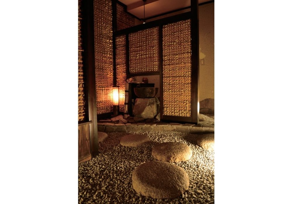 『Ban de Vendange』裏路地に佇む自分だけのサンクチュアリで厳選ワインが奏でる大人の時間を