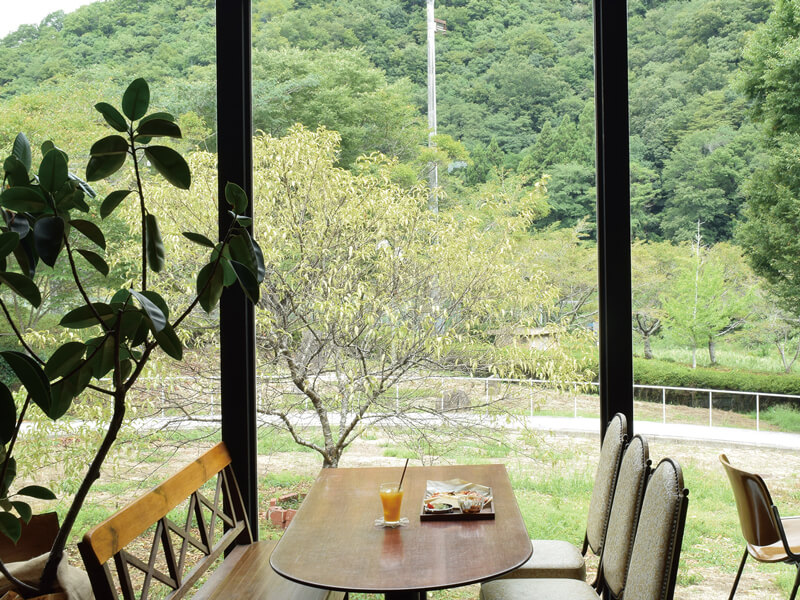 自然の中で本物の音楽に触れる1年間限定のポップアップカフェ