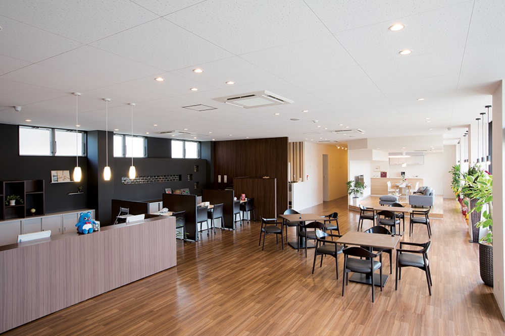 まるでカフェのような不動産ショップがOPEN！