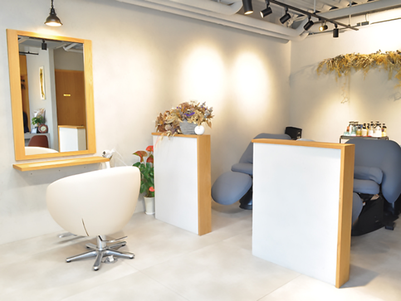 大人女性におすすめの隠れ家のような美容室