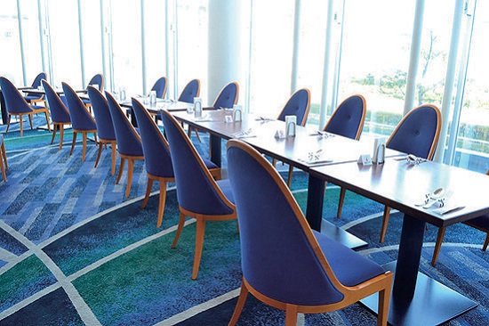 ジューシーでフレッシュばＢＬＴサンド。ホテルクオリティーの華やかな一皿