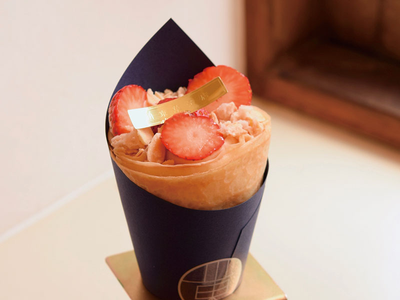 パティシエが手掛けるクレープ専門店『川東クレープ』がライオン通りに登場！