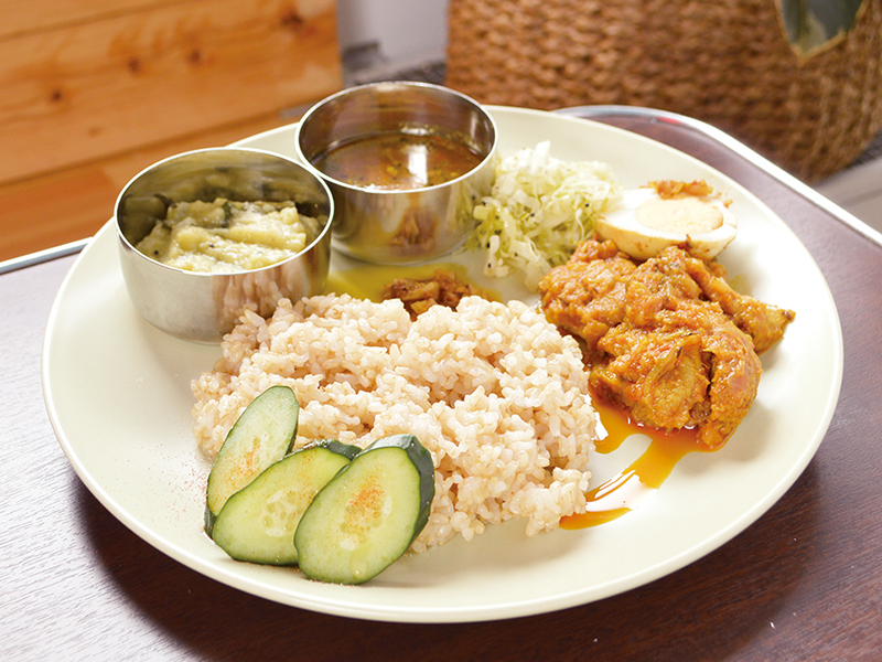 間借りスパイスカレー専門店が火曜限定OPEN！