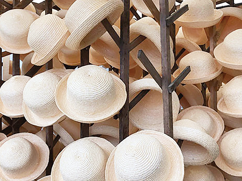 香川県観音寺市の帽子工場の職人が丁寧に作る帽子と、日用品を扱う小さなウェブショップ。