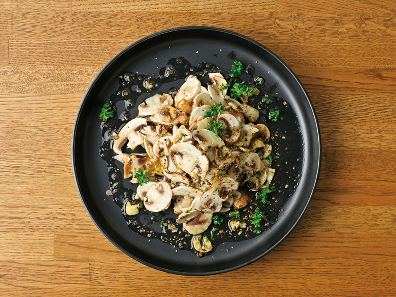 『TORI TORI KITCHEN　トリトリキッチン』デートや女子会におすすめ！ おしゃれな店内と美味しい料理に会話も弾む【香川県高松市百間町】