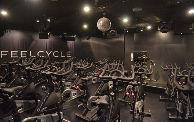 『FEELCYCLE高松』待望の「暗闇フィットネス」が高松に登場！