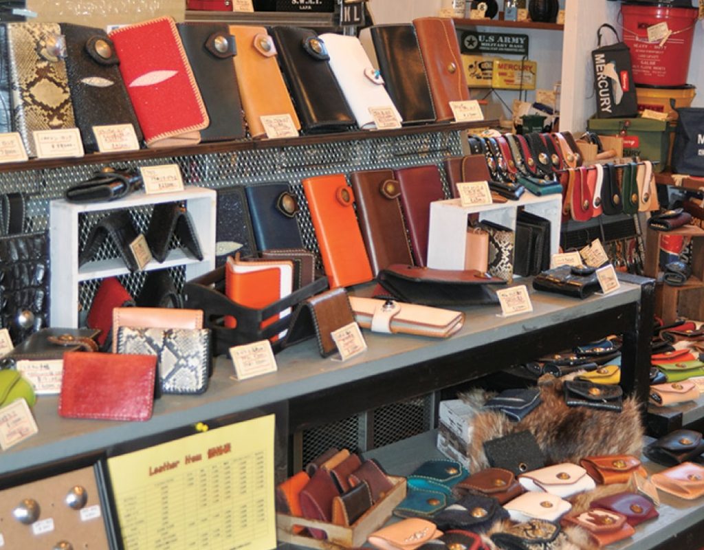 「SELECT Leather&Café」愛着の湧くオリジナル革小物をつくろう