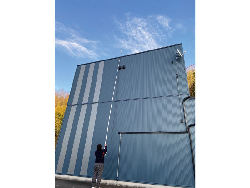 塗り替えてリフレッシュ! 建築塗装の事なら安心してお任せ!