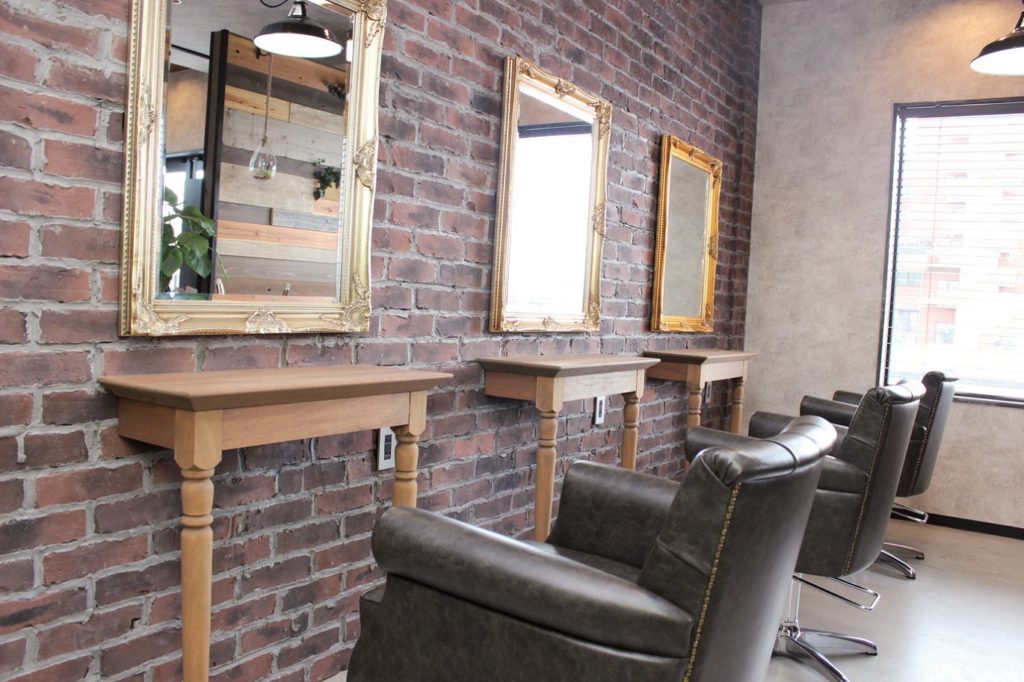 夏のヘアアレンジや透明感カラーを提案 ！『DAY★S』で綺麗・可愛いを見つけよう!