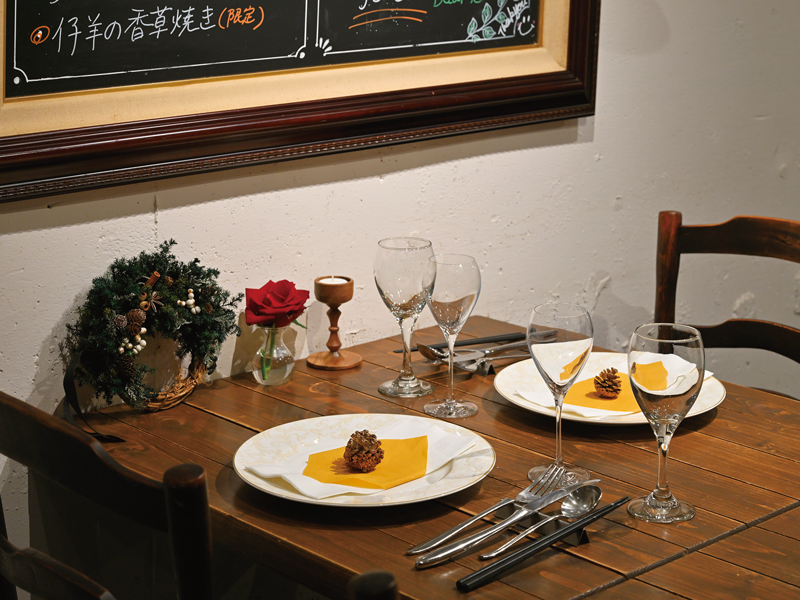 『Casual au Alice　カシュアル・オ・アリス』一皿ごとに広がる幸福感、 気取らず楽しむクリスマス【香川県高松市内町】