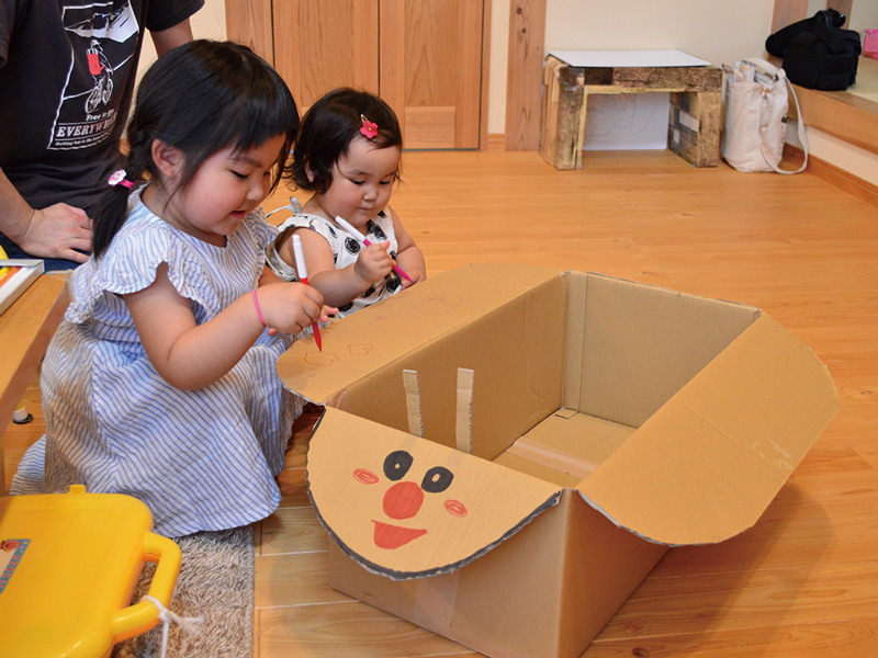 おうちで楽しむ『レオマリゾート』乗り物体験やバラ園を散策しよう