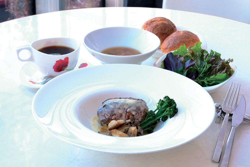 『DEL　cafe　デルカフェ』様々なシーンに利用できるカウンター席が登場