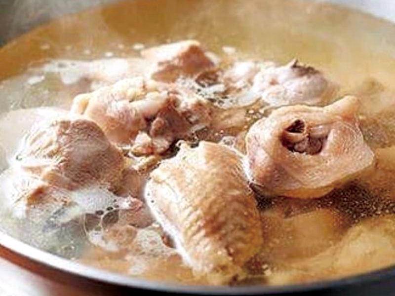 博多水炊きのミシュラン店で教わった本場の味を