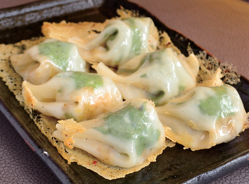 創作餃子専門店 a☆dog』パリッとハネ付き硬派な美味餃子と出会える