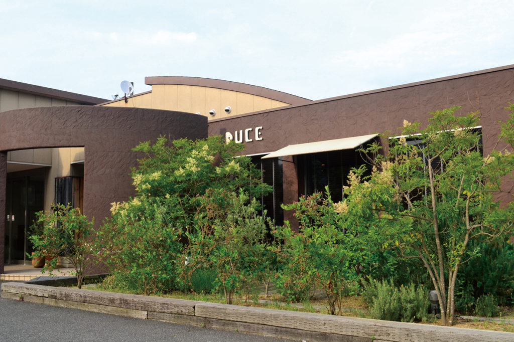 『Ｃａｆｅ　ＤＵＣＥ』屋島テニスクラブに併設するカフェ