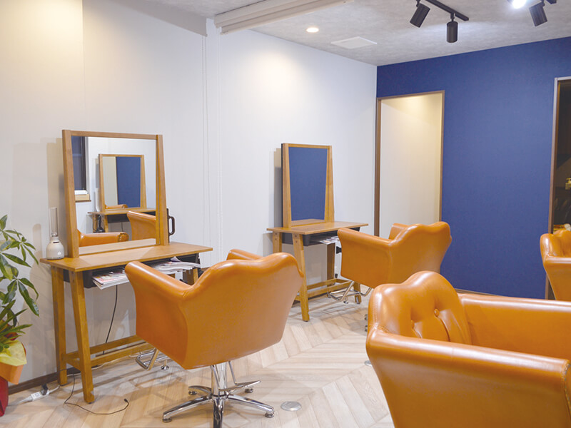 こだわりの落ち着く空間であなたに似合うヘアを提案