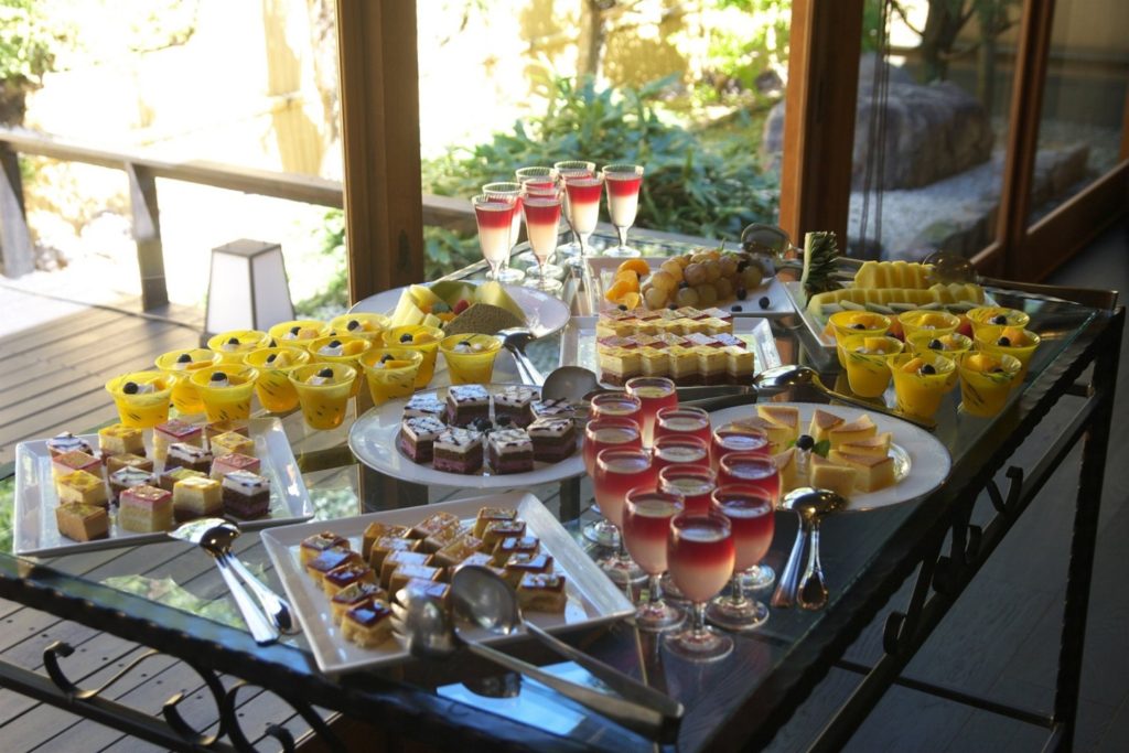 終了しました。10月6日（土）『THE GARDEN DINING弓絃葉』『屋島ノ蜜 和×洋デザートビュッフェ』を開催！