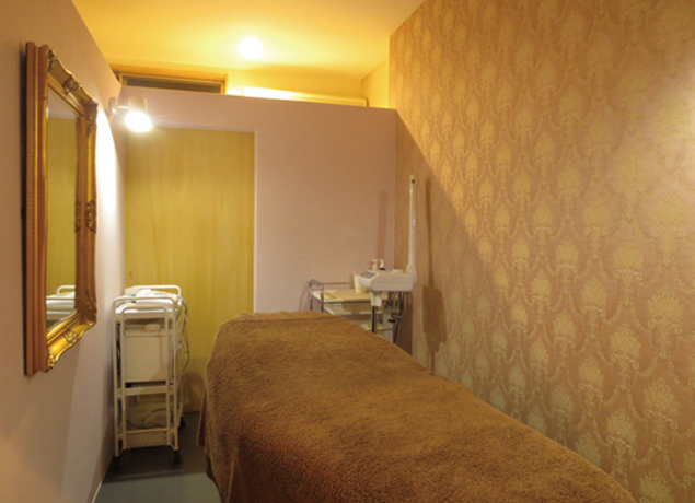 『フェイシャル＆痩身専門サロン glossy 』フェイシャルからボディまでのエイジングケアサロン