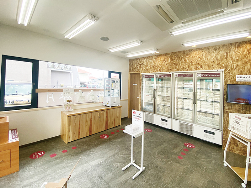 いま話題の24時間営業「薄皮餃子」無人販売店！