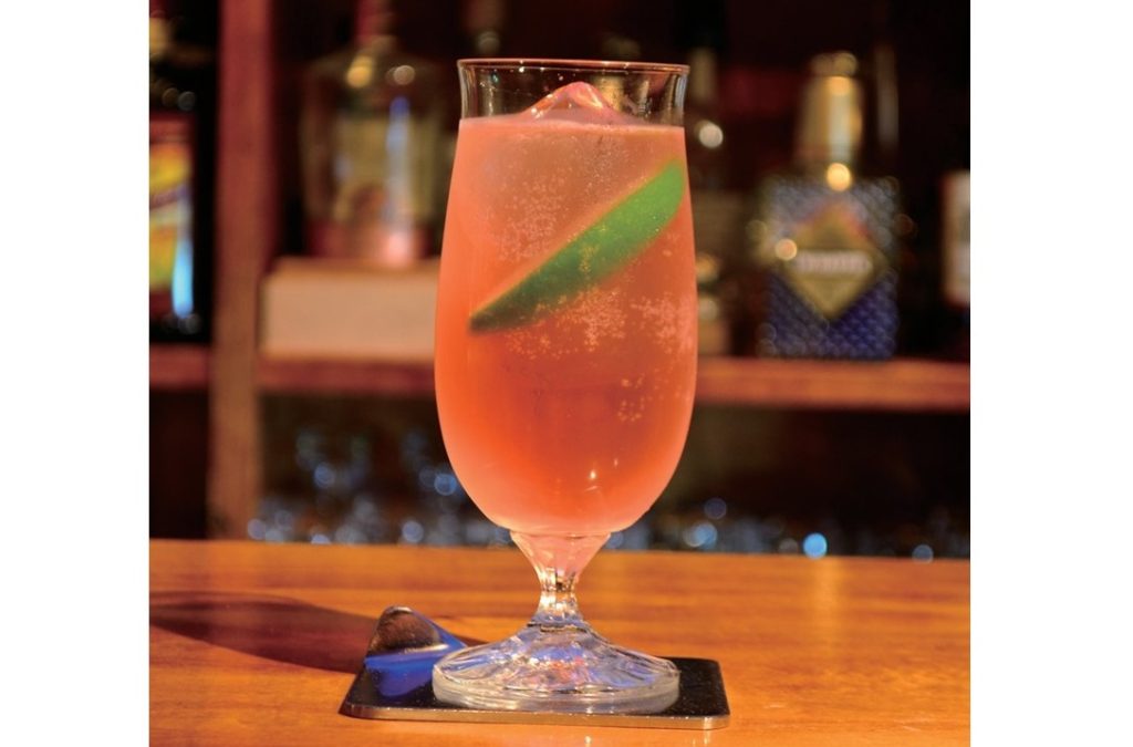 『LE CAMARADE　ルカマラード』豊富な知識と経験が創る美酒の数々 温かな雰囲気で迎えてくれる老舗バー