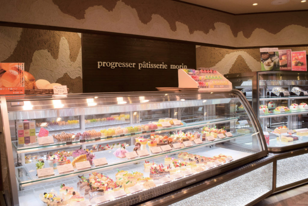 国分寺限定！季節のフルーツをふんだんに使用した逸品