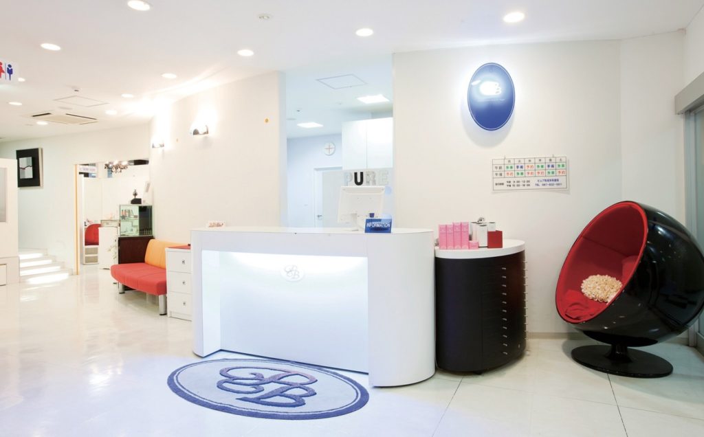 肌を切らず安全性の高い わきが・多汗症の施術”ミラドライ”。