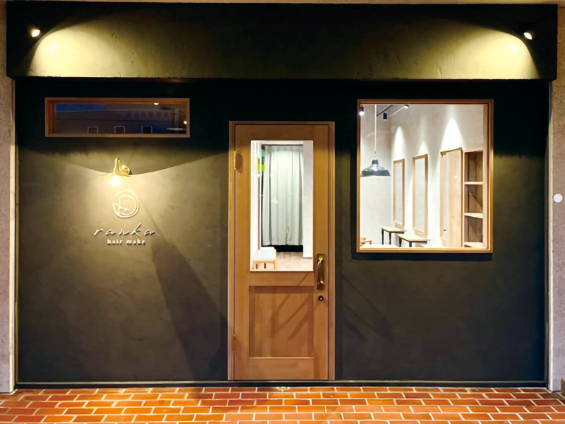 大人が通いたくなる快適空間も魅力の上質ヘアサロン