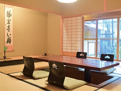 『永楽亭』国産の「はも」を使用した夏を代表する極上煮物椀を堪能