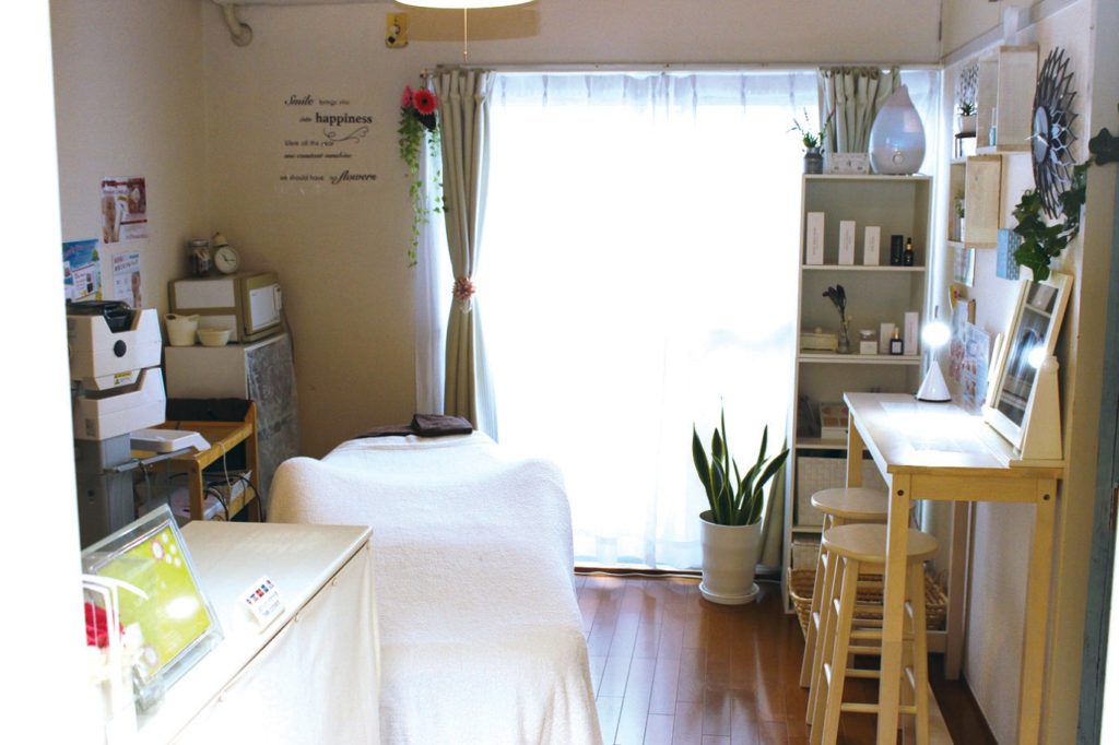 ニキビ肌に悩む人のための専門サロン