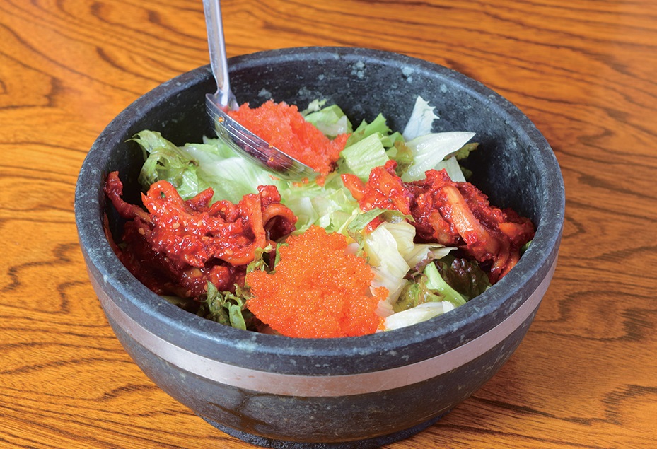 『韓国居酒屋 ちんぐね』とびっこ入りのプチプチ食感を楽しめる県内では珍しい「アルパプ丼」を発見！