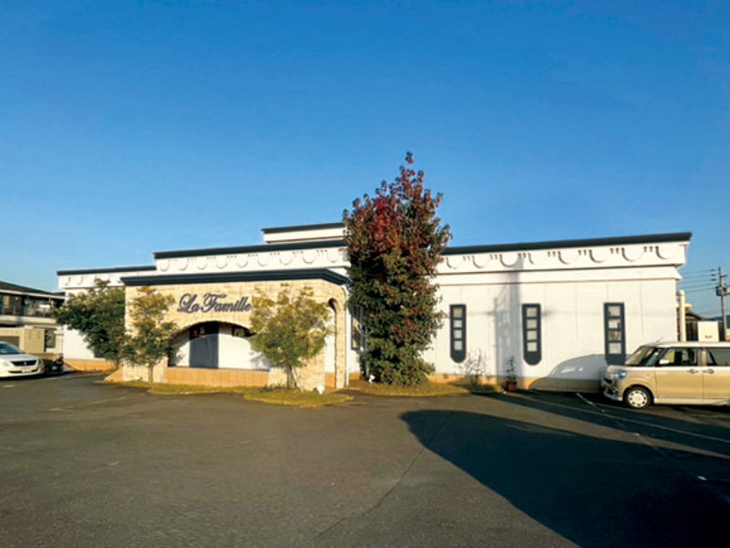 落ち着いたおしゃれな雰囲気の店内へとリニューアル！