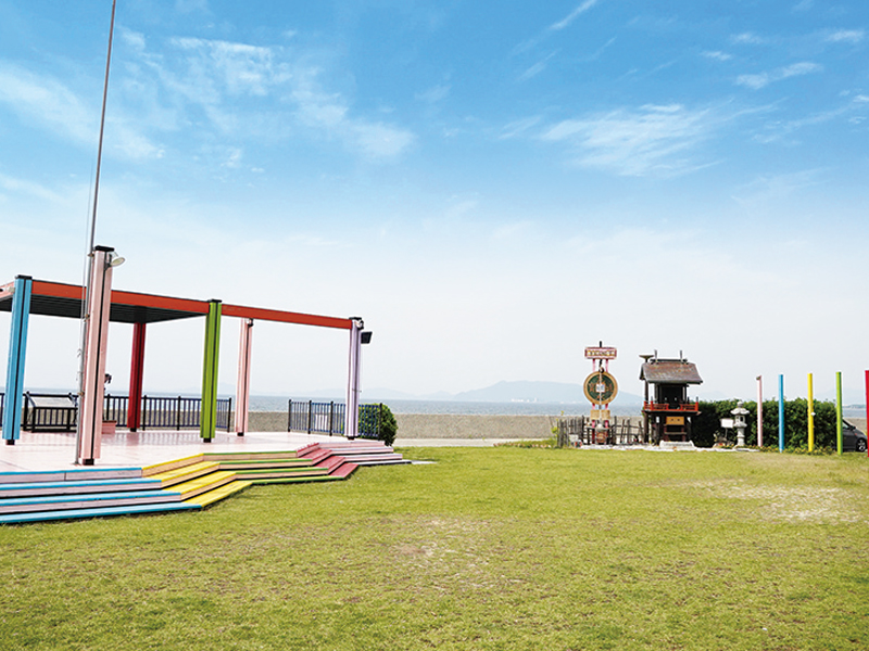 『道の駅 とよはま』地元の“ええもん”を数多く販売し聖地にもなっている西讃の玄関口【香川県観音寺市豊浜町】