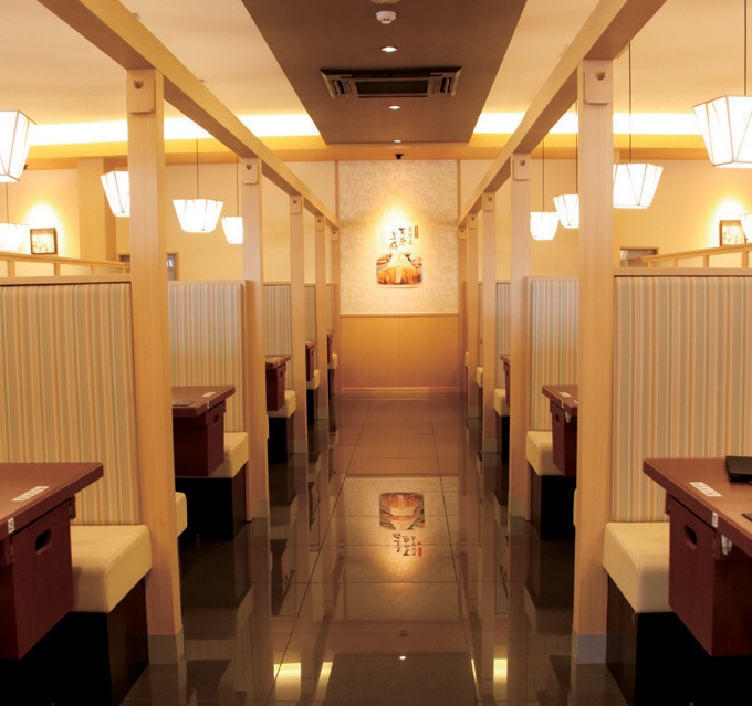 ボリューム満点のとんかつ、しゃぶしゃぶを堪能！