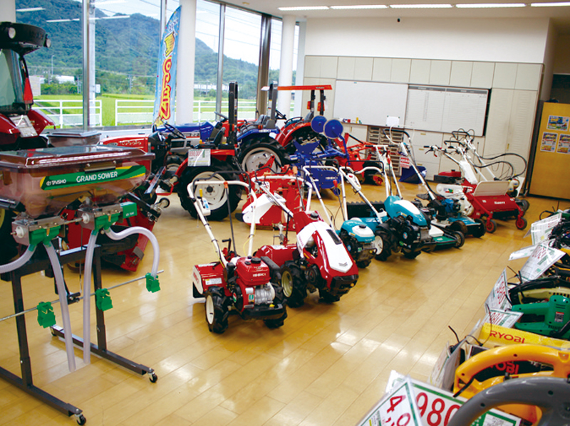 大小のあらゆる農機具を買取・販売