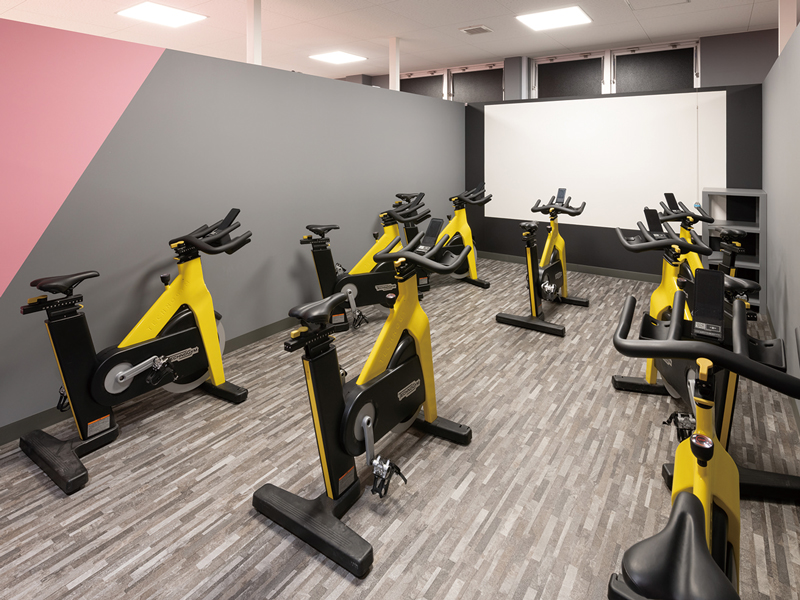 365日、24時間使い放題の スポーツジム！