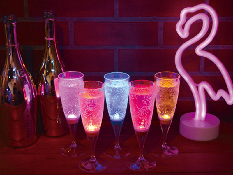 フラッと気軽に立ち寄れるBARがOPEN！