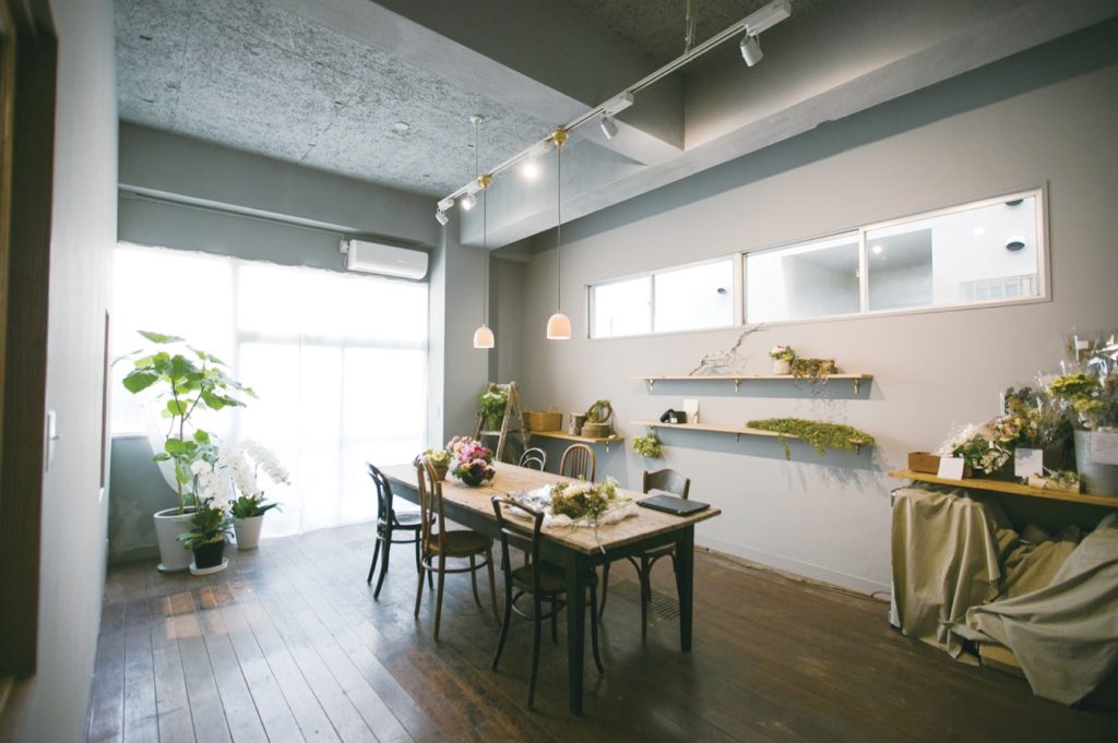 ブライダル・雑貨・フラワーを扱う女性ゴコロをくすぐる複合SHOP♪