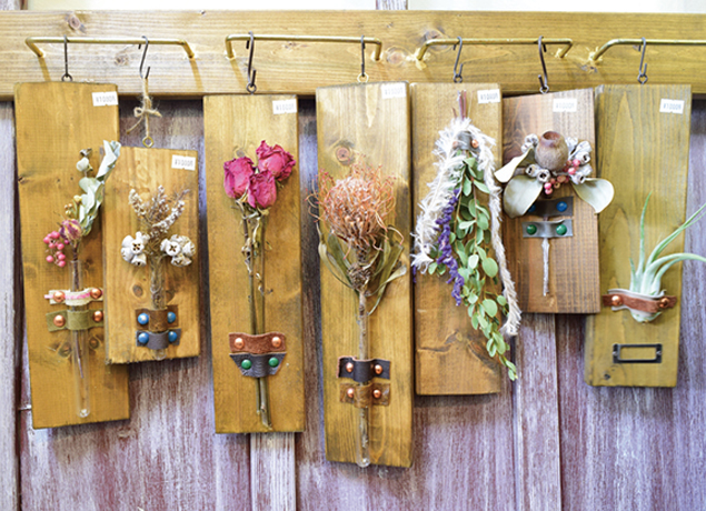 『ｇ ～グラム～　グラム』ドライフラワーを中心とした JR丸亀駅近くの雑貨屋