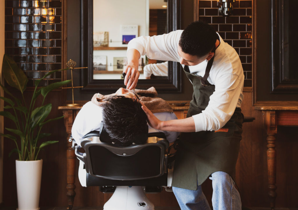 『The GOODMAN CUT CLUB  ザ・グッドマン カットクラブ』おしゃれメンズにバーバーブームが到来！トレンドに敏感な大人の男が寛げる場所