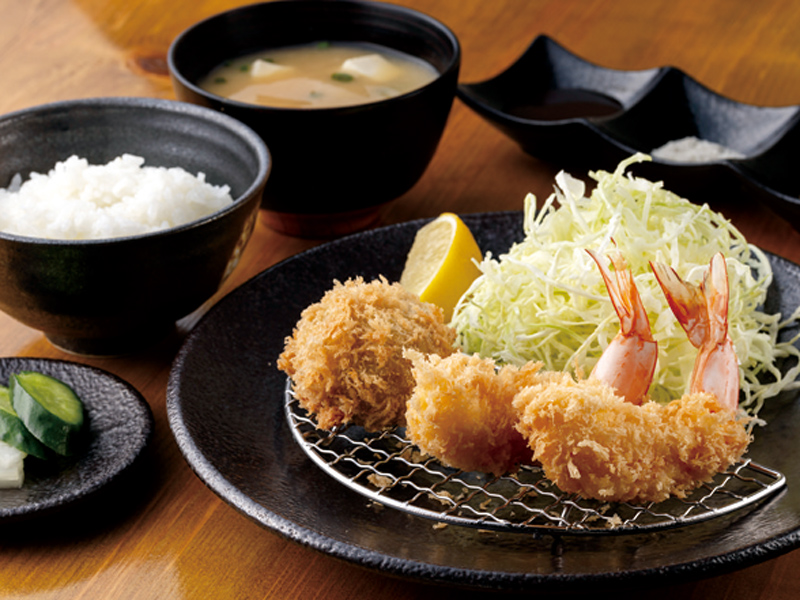 『とんかつ 行天』「オリーブ豚」で作るジューシーなとんかつを堪能【香川県観音寺市観音寺町】