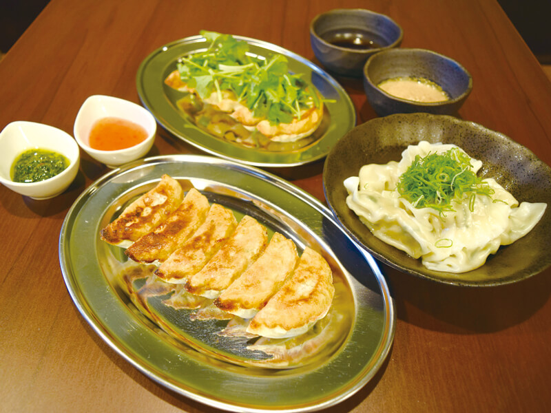 早くも予約の取れないこだわり餃子居酒屋