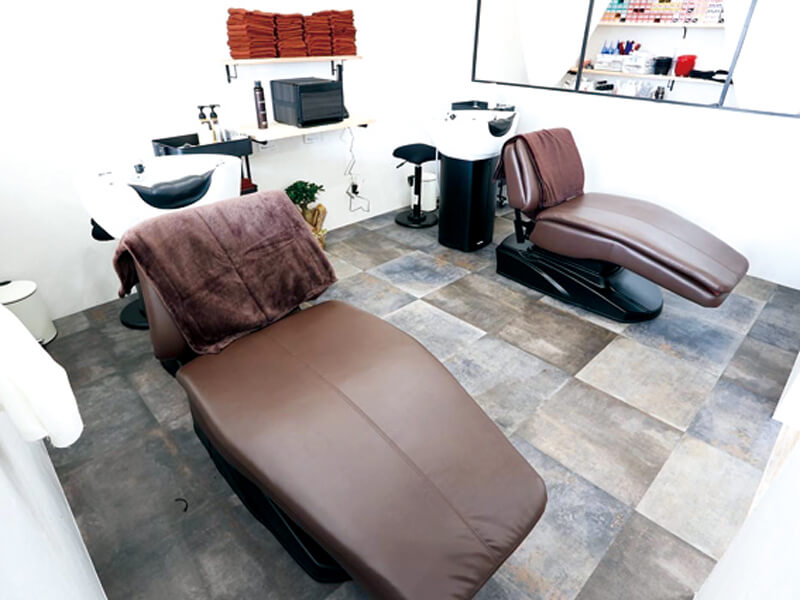 家族に嬉しいキッズスペースのあるサロン