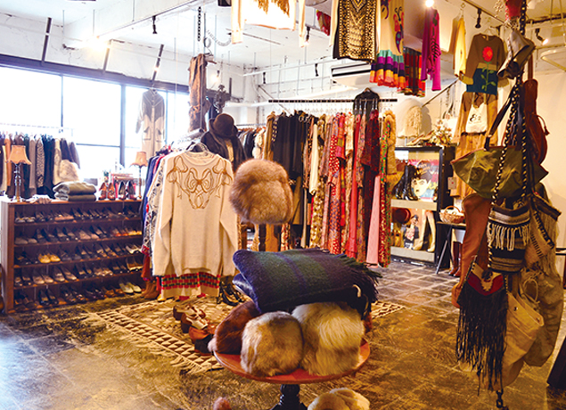 『LADIES VINTAGE&SELECT 8½　レディースヴィンテージ&セレクト ハッカニブンノイチ』毎日を映画のワンシーンのように輝かせてくれる ヴィンテージ&ブライダルのセレクトShop