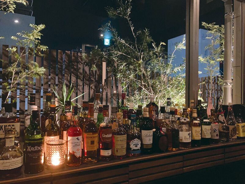 街中に誕生した上質な大人の隠れ家的Bar