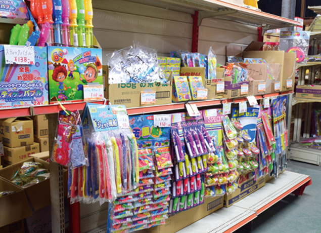 『駄菓子屋 ひなた』香川県唯一の大型の駄菓子屋さん