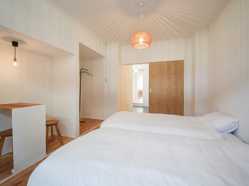 『hoho　ホホ』瀬戸内海をイメージした1日1組限定のほっと安らげる宿【香川県高松市錦町】