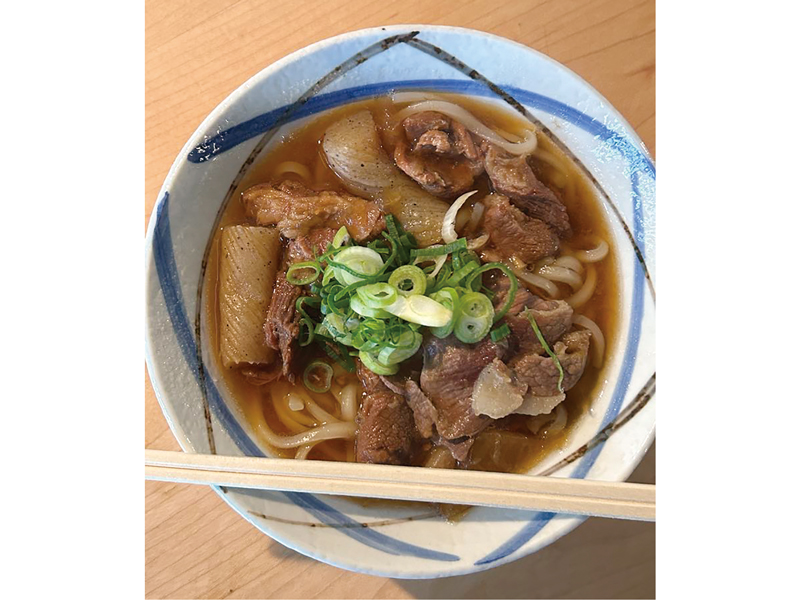 本島の新名物!?塩飽肉うどん