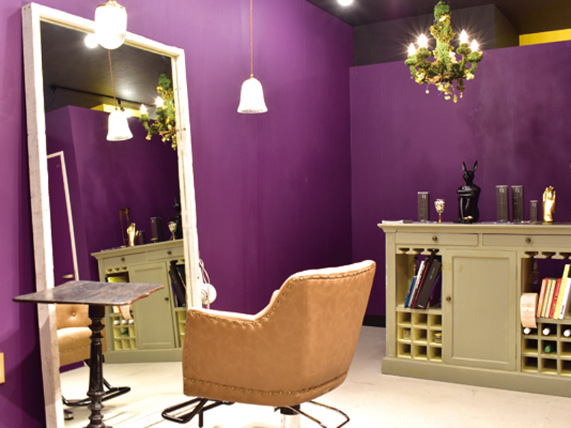 昼飲みOK！食事も終日楽しめる街中のオアシス