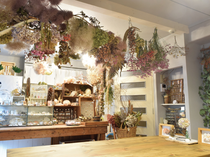 自然素材を使ったインテリア雑貨『cocovani atliershop&work shop』